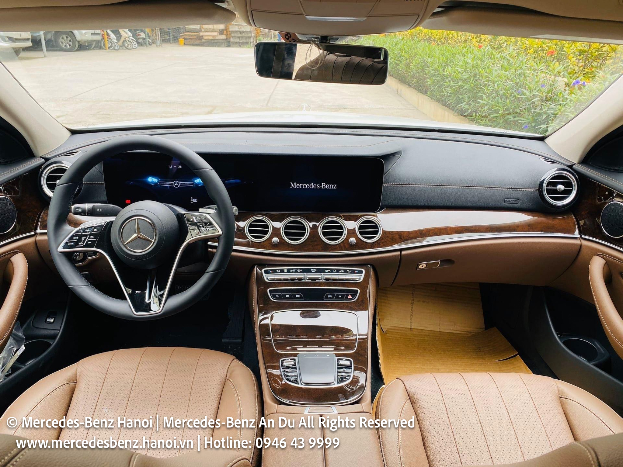 Mercedes Benz e200 Chính Hãng Tại Mercedes Benz Hanoi