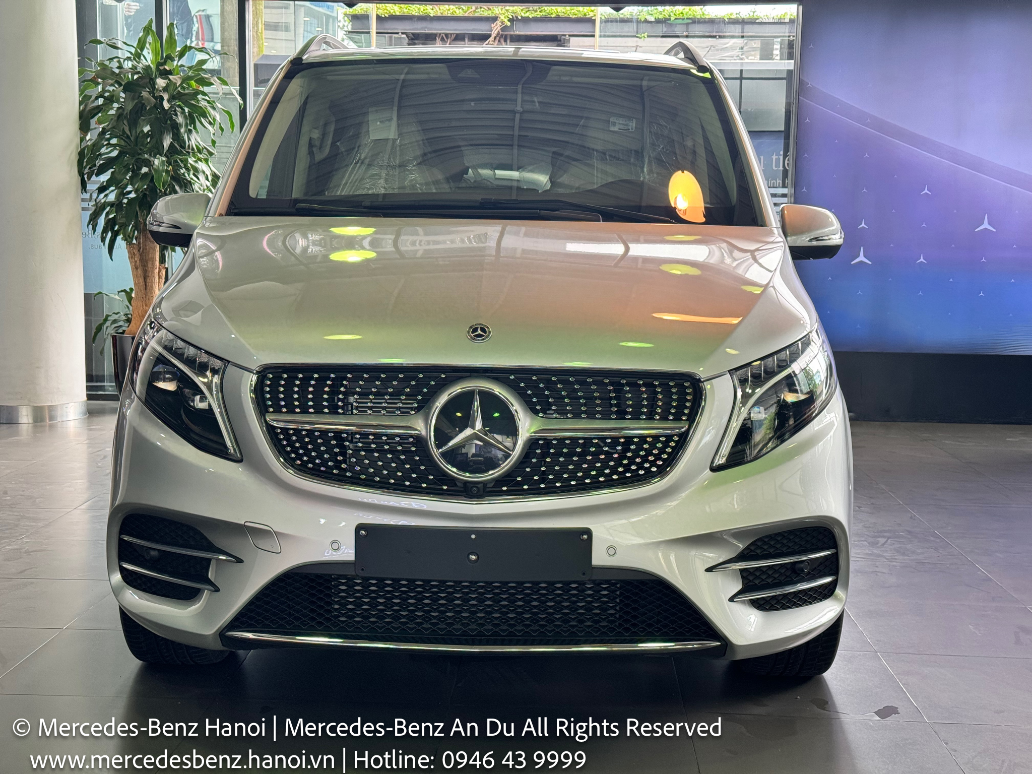 Mercedes Benz v250 amg Chính Hãng Tại Mercedes Benz Hanoi