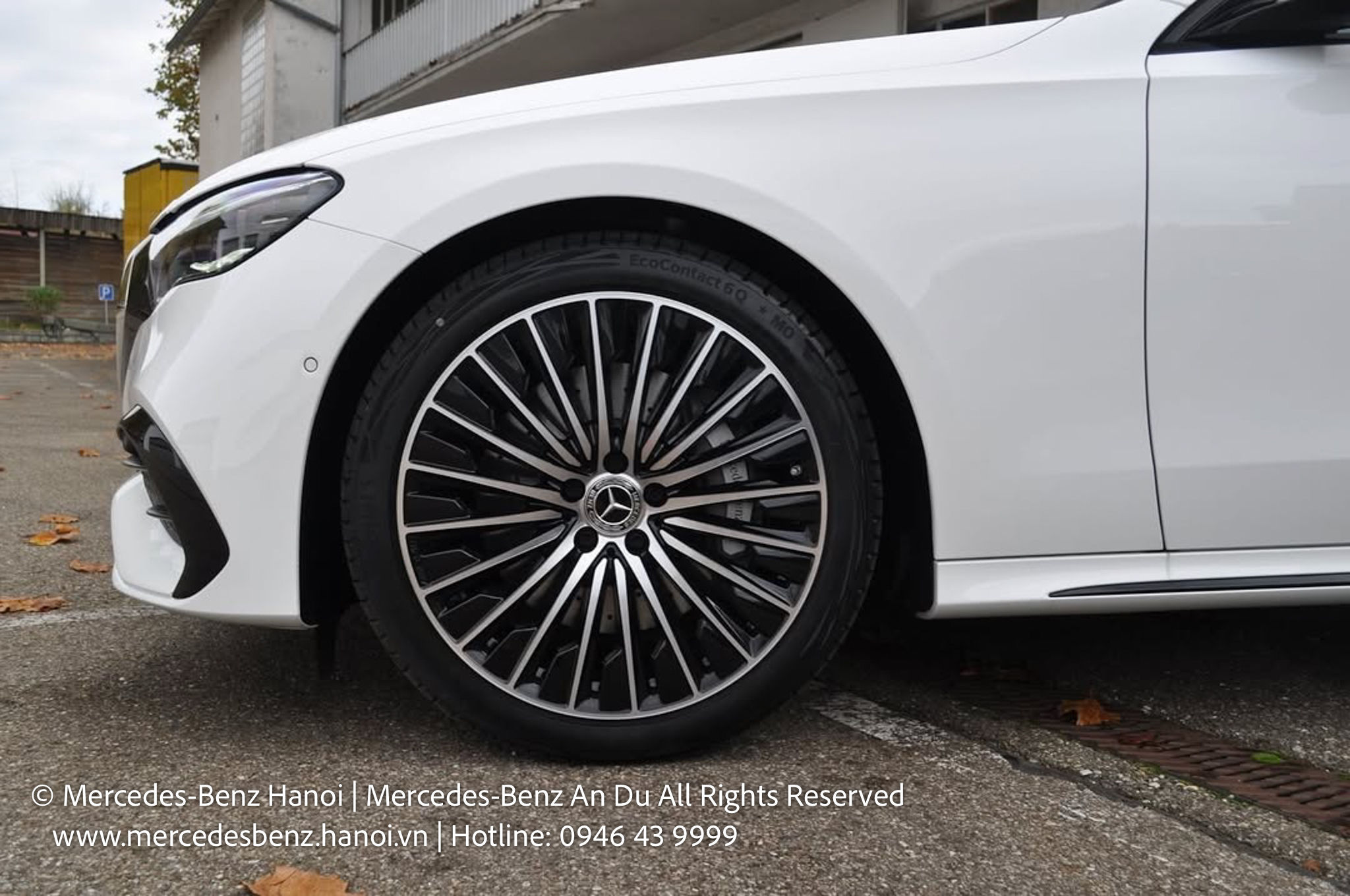 Mercedes Benz E300 2025 Chính Hãng Tại Mercedes Benz Hanoi