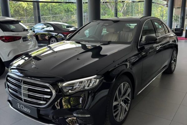 Mercedes Benz E200 Exclusive Chính Hãng Tại Mercedes Benz Ha
